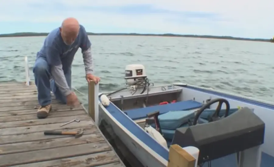 Docking security for a bass Hound mini boat