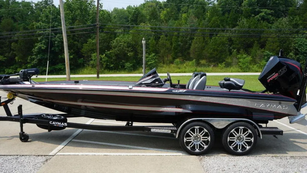 Caymas Bass Boats